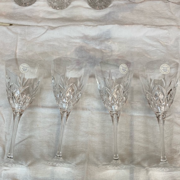 HIGHLIGHTS PRINCESS HOUSE CRYSTAL RED WINE STEMWARE GLASSES BRAND NEW WITH TAGS - Picture 2 of 6